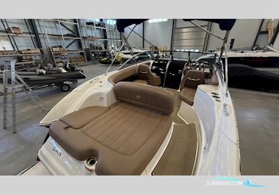 Cobalt 243 Motorbåt 2014, med Volvo Penta V8 380 Ca, 245,6h motor, Sverige