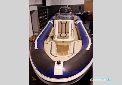 Cobra Nautique 8.0m Motorbåt 2004, med Sukuki motor, Ireland