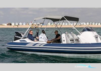 Cobra Rib Nautique 8.2m Motorbåt 2024, med Mercury 350 V10 motor, England
