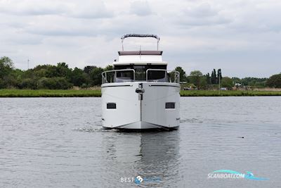 Cobra Yachts Futura 36 Premium Fly Motorbåt 2023, med Yanmar 4LV150 motor, Holland