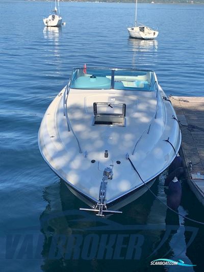 Colombo Atlantic 38 SX Motorbåt 2000, med Volvo Penta 7.4 Gi DP-SM motor, Italien