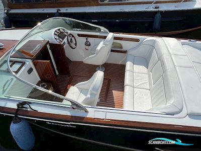 Comitti Venezia 28 Sport Motorbåt 2015, med Volvo Penta V8-350 Evc (BS02) Duoprop motor, Tyskland