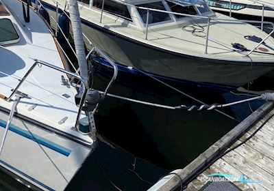 Coronet 31 Seafarer Motorbåt 1977, med Volvo Penta B20/AQ130 motor, Danmark