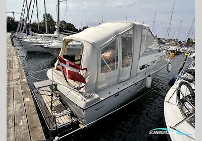 Coronet 32 Oceanfarer Motorbåt 1975, med Volvo Penta  KAD 44 EDC motor, Danmark