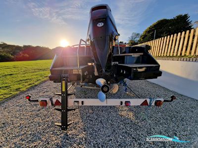 Cougar Custom Luxury Tender Motorbåt 2012, med Mercury Verado motor, Frankrike