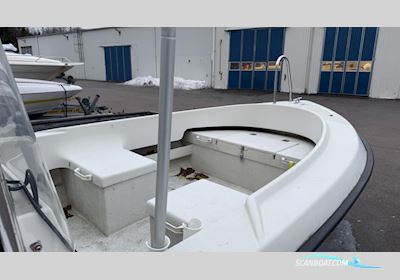 Crescent 450 Winner Motorbåt 2004, med Yamaha motor, Sverige