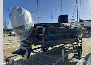 Custom Boat Motorbåt 1982, med Yamaha motor, Portugal