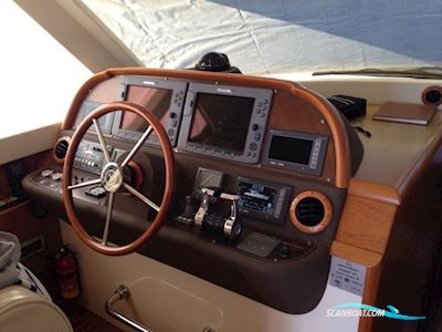 Dolphin 54 Sun Top Motorbåt 2008, med Man R6 motor, Italien