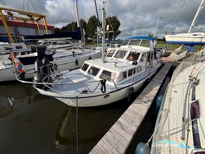 Dutch Lady Motorkruiser GS.AK.DB. Motorbåt 1978, med Sole Diesel motor, Holland