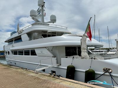 Eurocraft Explorer 44 Motorbåt 2011, med MTU TYPE 12V 2000 M60, 600 KW motor, Italien