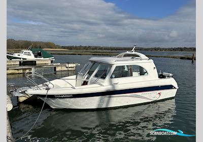 FINNMASTER 6100 MC Motorbåt 2005, med Mercury motor, England