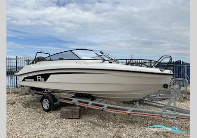 FINNMASTER R6 Bowrider Motorbåt 2024, med Yamaha motor, England
