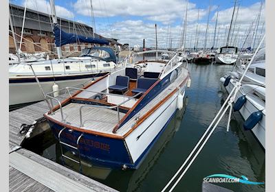 Fairey Huntsman 28 Motorbåt 1969, med Perkins motor, England