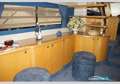 Fairline Squadron 56 Motorbåt 1995, med 2 motor, Holland