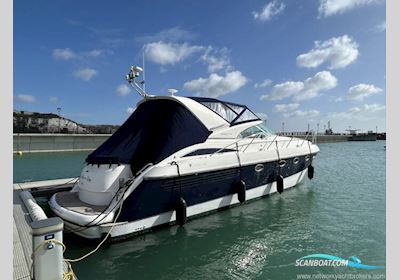 Fairline Targa 43 Motorbåt 2000, med Volvo Penta Tamd 74P motor, England