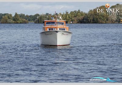 Feadship Akerboom Motorbåt 1955, med Peugeot Idenor motor, Holland