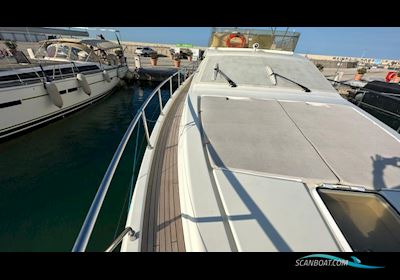 Ferretti 57 Fly Motorbåt 1999, med Caterpillar 3208 motor, Italien