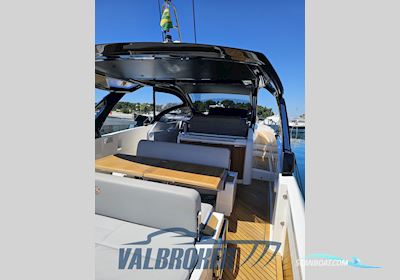 Fim 440 Regina Motorbåt 2024, med Volvo Penta D6 motor, Italien