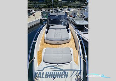 Fim 440 Regina Motorbåt 2024, med Volvo Penta D6 motor, Italien