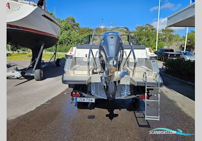 Finnmaster Husky R7 Motorbåt 2020, med Yamaha F 200 Fetx motor, Sverige