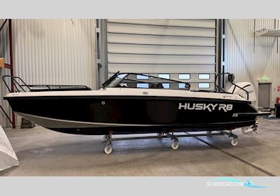 Finnmaster Husky R8 Motorbåt 2022, med Yamaha motor, Sverige