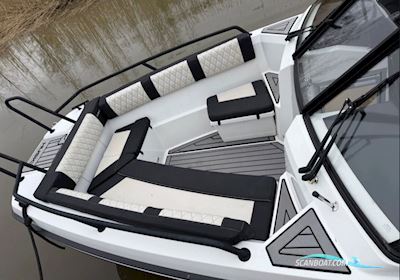 Finnmaster Husky R8S Motorbåt 2017, med Yamaha motor, Finland