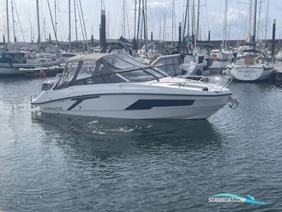 Finnmaster T7 Motorbåt 2021, med Yamaha V6 motor, England