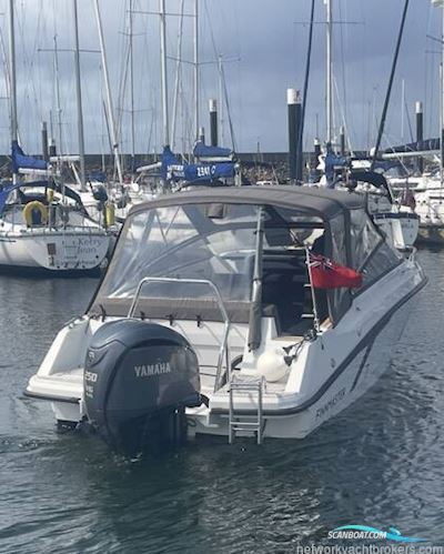 Finnmaster T7 Motorbåt 2021, med Yamaha V6 motor, England