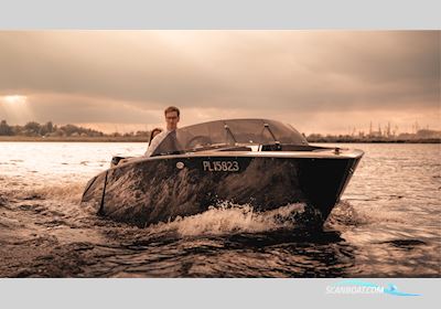 Flying Shark 5.7 Bowrider Motorbåt 2024, Tyskland
