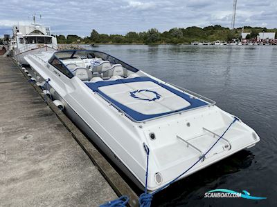 Fountain 47 Lightning Motorbåt 2007, med 3 x Mercruiser 700 Sci motor, Danmark