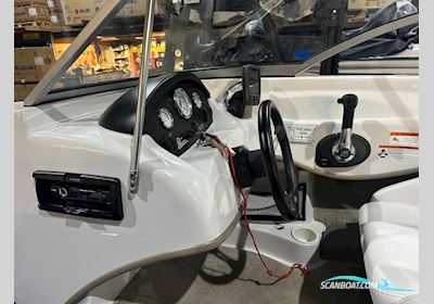 Four Winns 180 LE Bowrider Motorbåt 2011, med Mercruiser motor, Holland