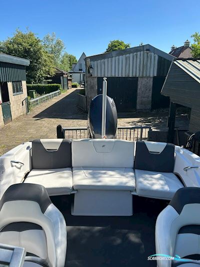 Four Winns H180 Bowrider outboard Motorbåt 2012, med Evinrude motor, Holland