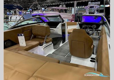 Four Winns H4 Motorbåt 2024, med Mercruiser 6.2L 350 Bravo Iii Dts motor, Holland