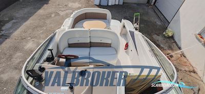 Four Winns Vista 248 Motorbåt 2004, med Volvo Penta 5GXi motor, Italien