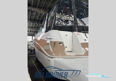 Four Winns Vista 288 Motorbåt 2008, med Mercury Mcm 3777 Mpi V8 6.2 Bravo 3 motor, Italien