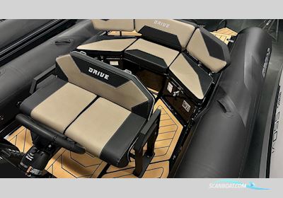 GRAND D600 LUX Motorbåt 2024, med Mercury motor, Sverige