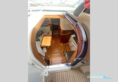 Galeon 385 Hts Motorbåt 2011, med Cummins 4.2 Joystick motor, Spanien
