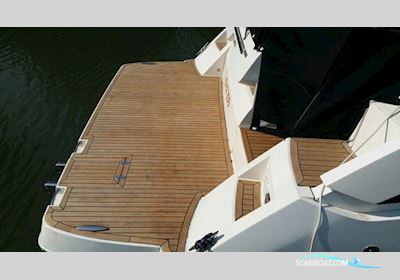 Galeon 385 Hts Motorbåt 2011, med Cummins 4.2 Joystick motor, Spanien