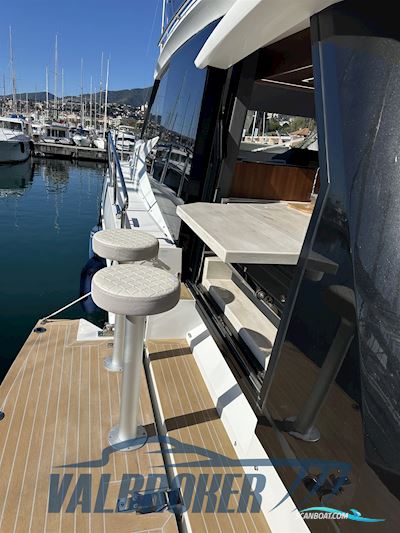 Galeon 460 Fly Motorbåt 2022, med Volvo Penta D8 motor, Italien
