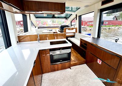 Galeon 470 Sky Motorbåt 2018, med Volvo Penta D8-600 motor, Finland