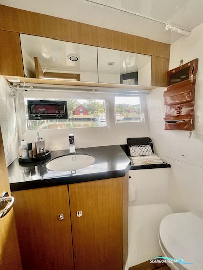 Galeon Galeon 360 Fly Motorbåt 2018, med Volvo Penta D4-225 motor, Sverige