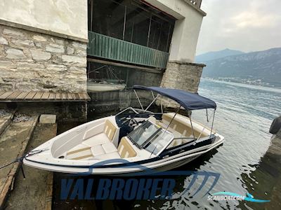 Glastron GT 185 Motorbåt 2017, med Volvo Penta V6 C-SX motor, Italien