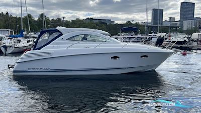 Grandezza 31 OC Motorbåt 2006, med Volvo Penta motor, Sverige