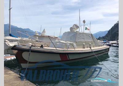 Halmatic Motovedetta Motorbåt 1975, med Aifo-Iveco 8361SRM32 motor, Italien