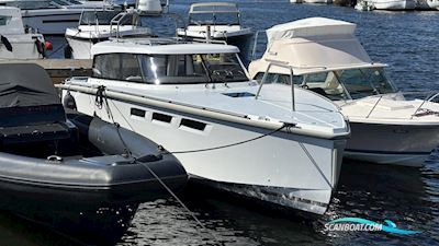 Hoc Yachts Hoc 33P Explorer Motorbåt 2016, med Volvo Penta motor, Sverige