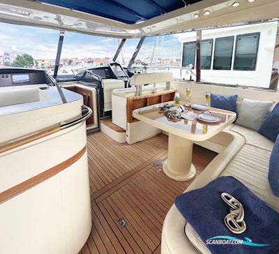 Ilver Vista 58 *Refit 2o23* Motorbåt 2002, med Man-V12 motor, Kroatien
