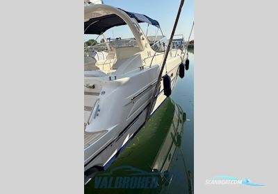 Innovazioni e Progetti Mira 40 Motorbåt 2000, med Volvo Penta Kad 44 motor, Italien