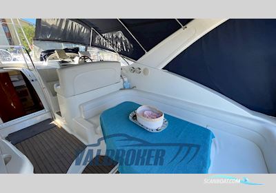 Innovazioni e Progetti Mira 40 Motorbåt 2000, med Volvo Penta Kad 44 motor, Italien