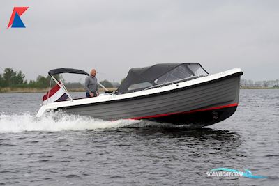 Intender 820 Motorbåt 2021, Holland