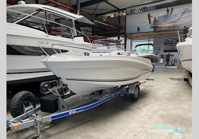 Jeanneau Cap Camarat 5.5 CC Motorbåt 2025, med Suzuki motor, Holland